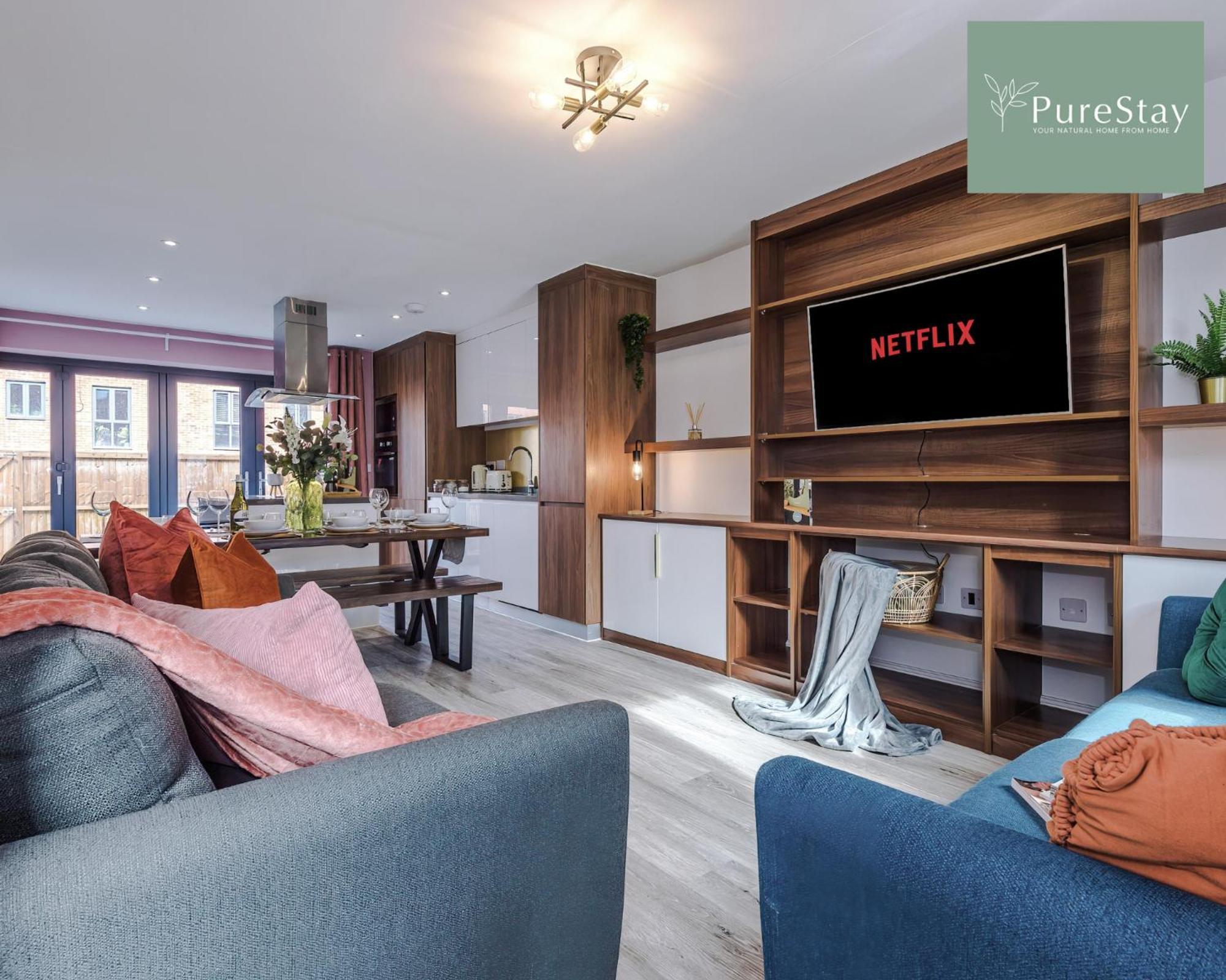 Stunning Five Bedroom Manchester House With Free Parking By Purestay Short Lets & Serviced Accommodation Bagian luar foto