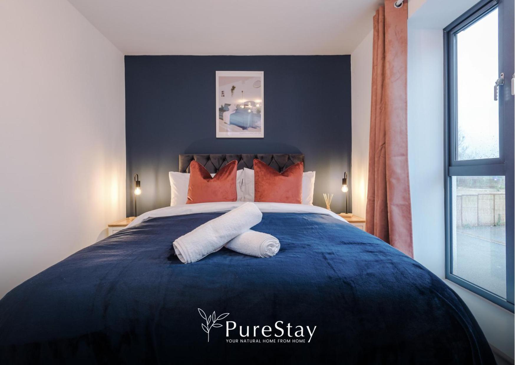 Stunning Five Bedroom Manchester House With Free Parking By Purestay Short Lets & Serviced Accommodation Bagian luar foto